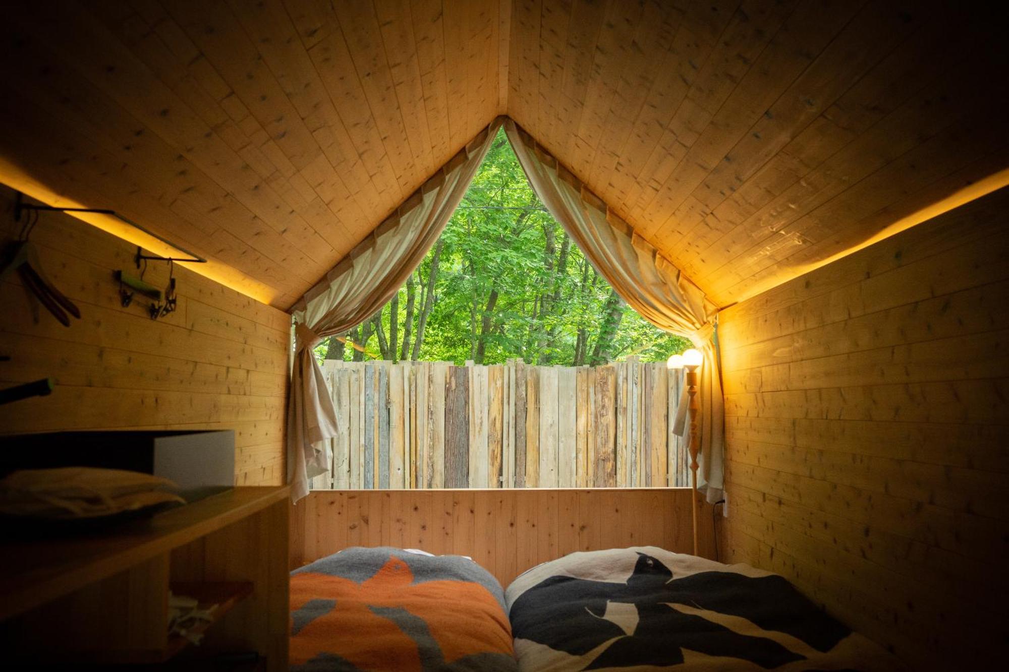 Отель Lamp Nojiriko Shinano  Экстерьер фото